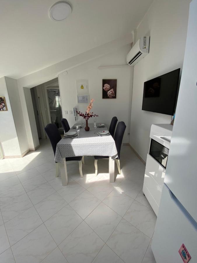 Apartman Paulo ポレッチ エクステリア 写真