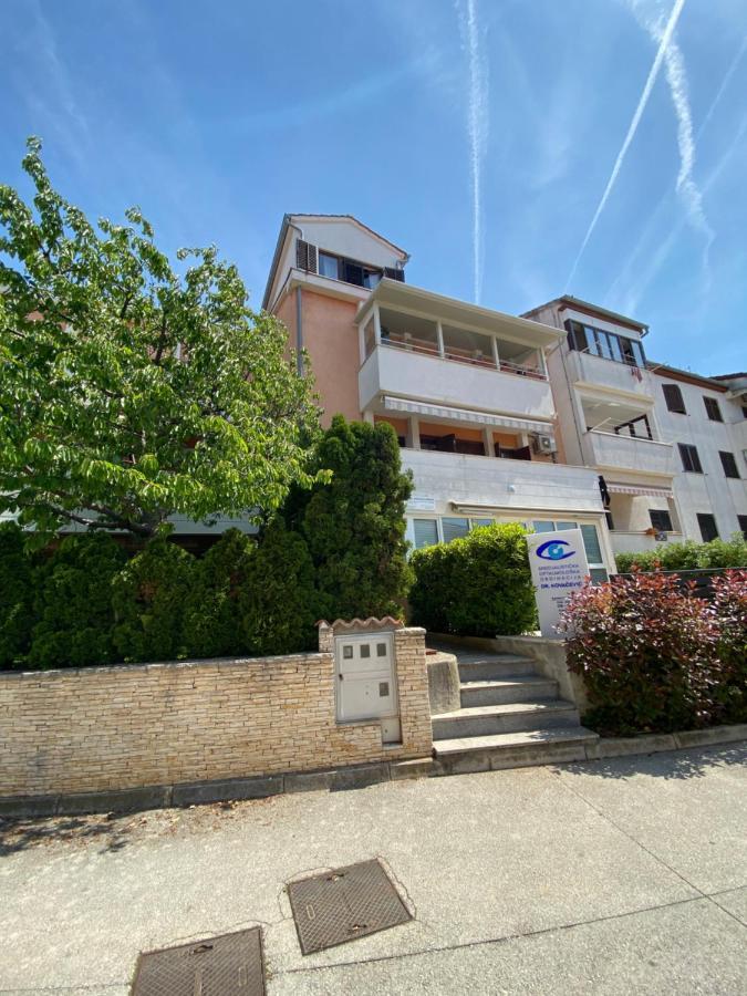 Apartman Paulo ポレッチ エクステリア 写真
